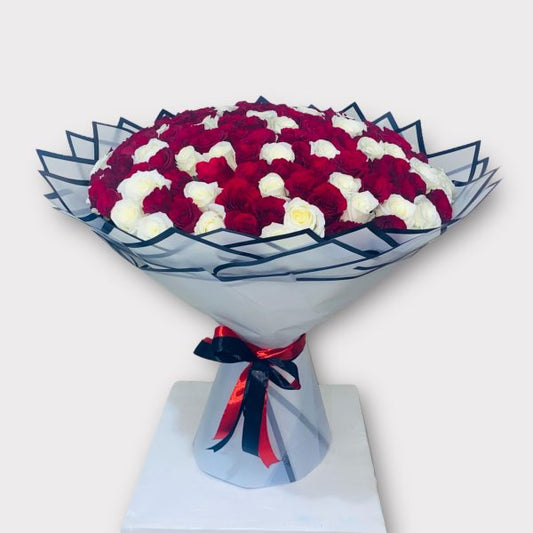 151 Mixed White & Pink Roses Bouquet