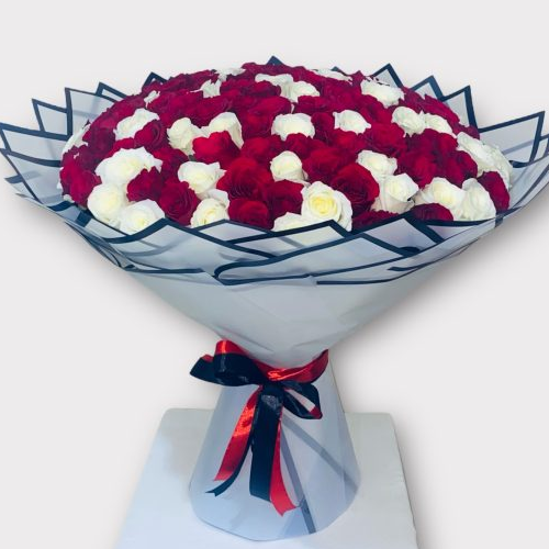 151 White and Red Roses mix